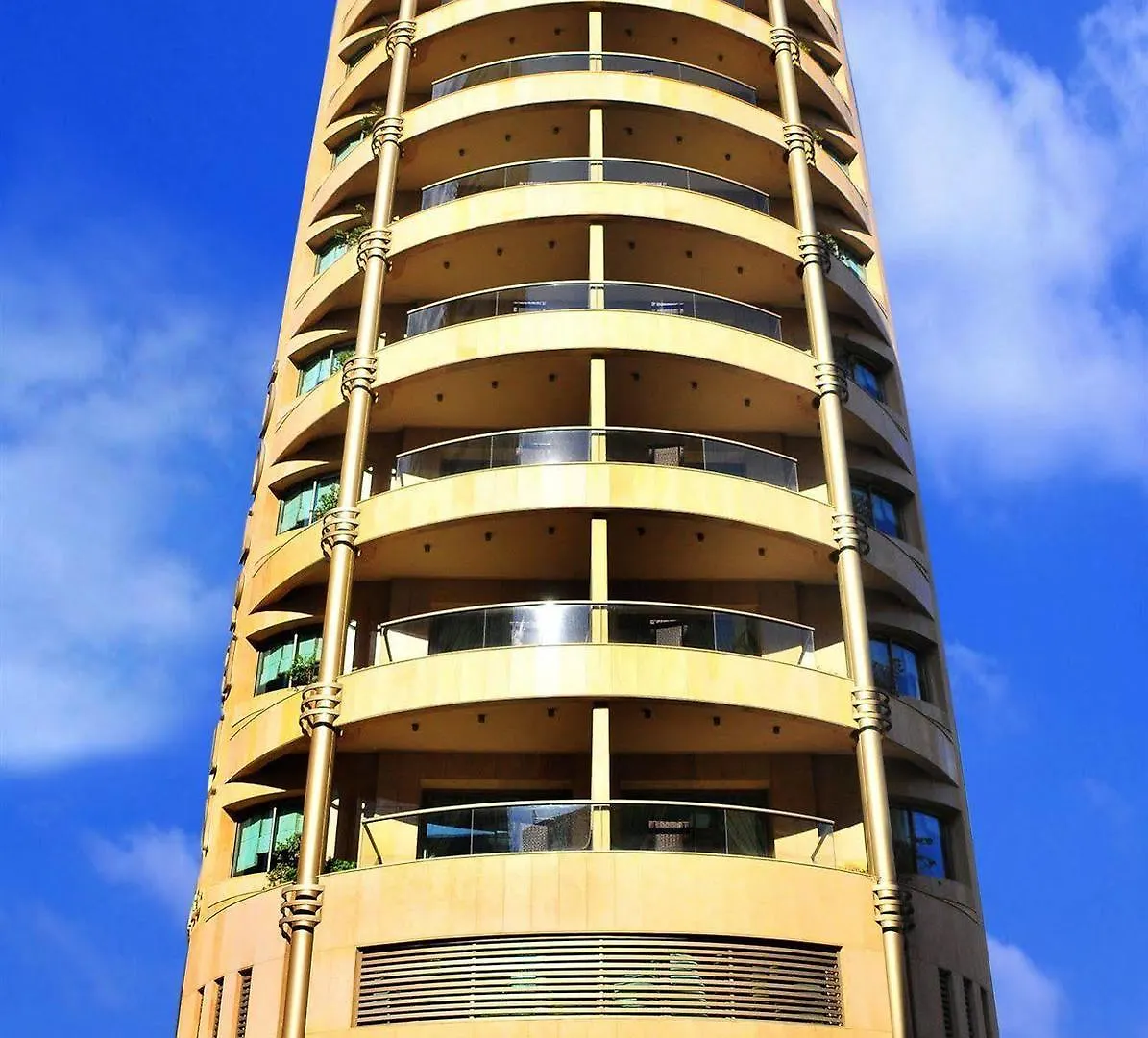 Dolphin Royal Suites Beirut